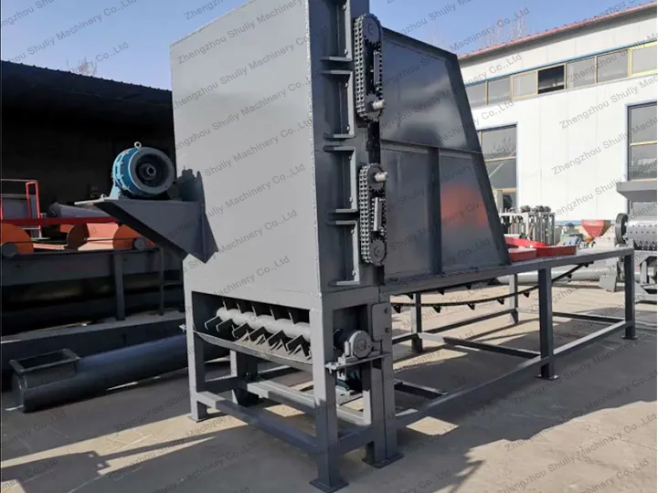 Plastic bale recycling opener